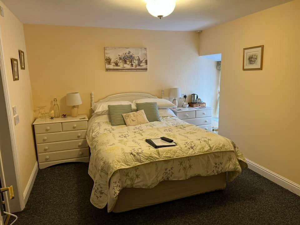 Dunscar Farm Bed & Breakfast Castleton  Extérieur photo